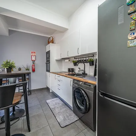 Zizas House T2 Palace Apartment