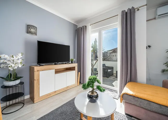 Appartement Zizas House T2 Palace