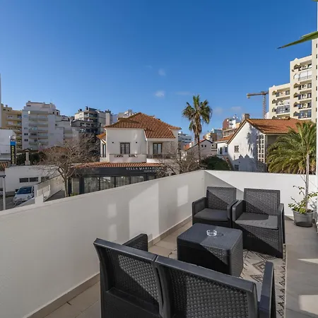 Apartment Zizas House T2 Palace